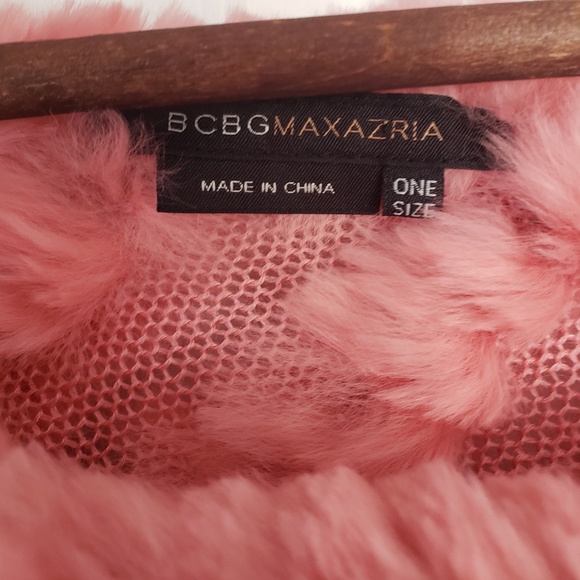 BCBG MAXAZRIA pastel pink fur shrug - Picture 2 of 3
